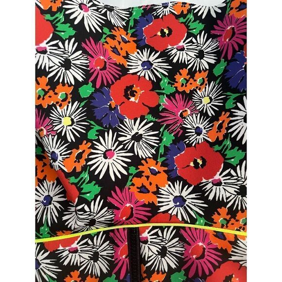 Veronica Beard Red Scuba Hothouse Floral Skirt Size 4 - Picture 8 of 9